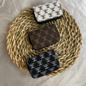 جاکارتی زیپی